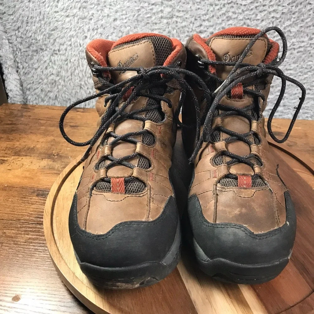 Danner Nobo Mid 6